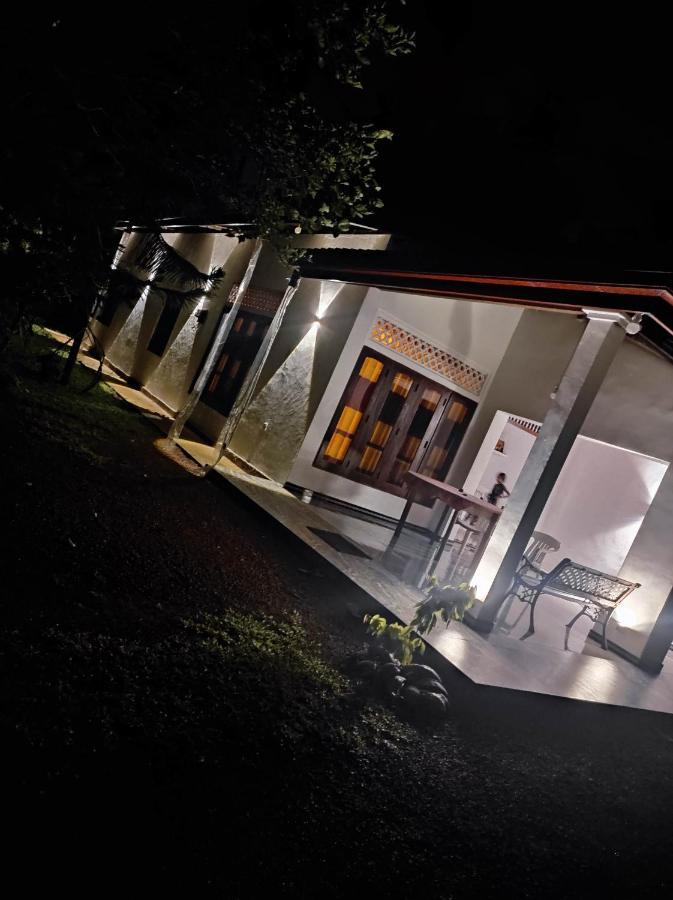 Sunset Villa نيجومبو المظهر الخارجي الصورة